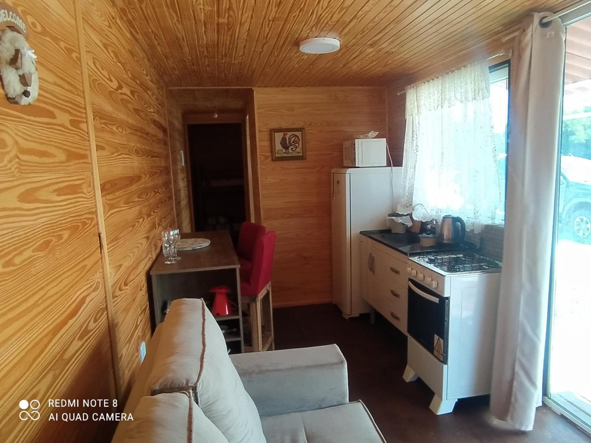 Villa Casa Container Amarela Bage